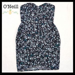 ♥️ O'Neill:Size:5/ Abstract Tubetop mini dress